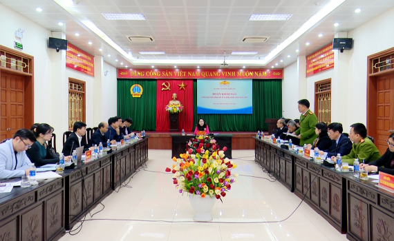 Đo&agrave;n c&ocirc;ng t&aacute;c của Ủy ban Tư ph&aacute;p của Quốc hội l&agrave;m việc với T&ograve;a &aacute;n nh&acirc;n d&acirc;n tỉnh Ninh B&igrave;nh