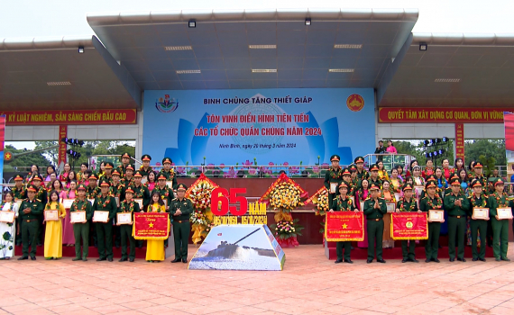 Lữ đo&agrave;n 202, Binh chủng Tăng thiết gi&aacute;p t&ocirc;n vinh c&aacute;c điển h&igrave;nh ti&ecirc;n tiến