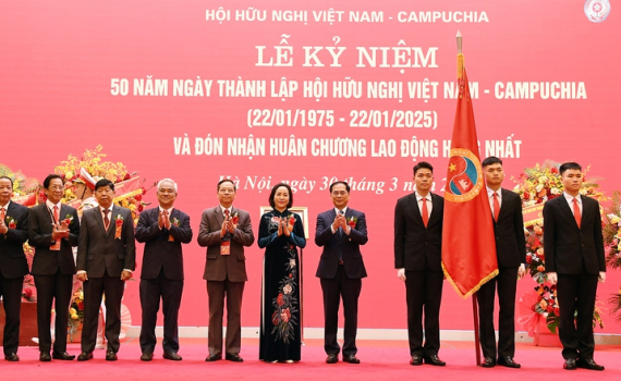 Việt Nam đặc biệt coi trọng quan hệ với Campuchia