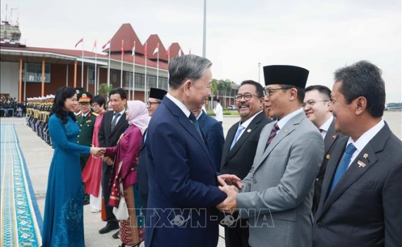 Tổng B&iacute; thư T&ocirc; L&acirc;m kết th&uacute;c tốt đẹp chuyến thăm cấp Nh&agrave; nước Indonesia, thăm ch&iacute;nh thức Ban Thư k&yacute; ASEAN