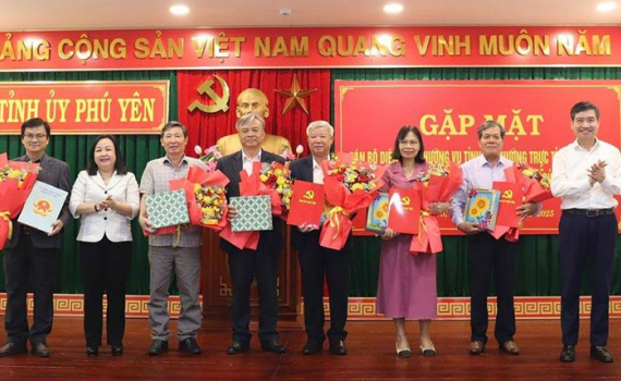 Sửa Nghị định 178, Bộ Nội vụ đề xuất bổ sung 3 nh&oacute;m đối tượng hưởng ch&iacute;nh s&aacute;ch nghỉ hưu trước tuổi