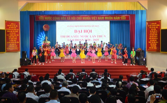 Bộ Nội vụ: Tạm dừng tổ chức Đại hội Thi đua y&ecirc;u nước cấp huyện, x&atilde;