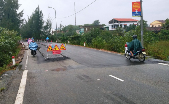 Chuyển c&ocirc;ng t&aacute;c chuẩn bị đầu tư 8 dự &aacute;n quốc lộ về địa phương