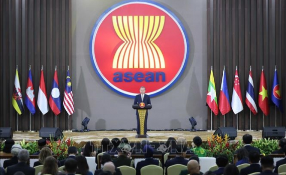 Ph&aacute;t biểu ch&iacute;nh s&aacute;ch của Tổng B&iacute; thư T&ocirc; L&acirc;m tại Lễ kỷ niệm 30 năm Việt Nam gia nhập ASEAN