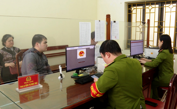 C&ocirc;ng an x&atilde; hoạt động ổn định sau sắp xếp