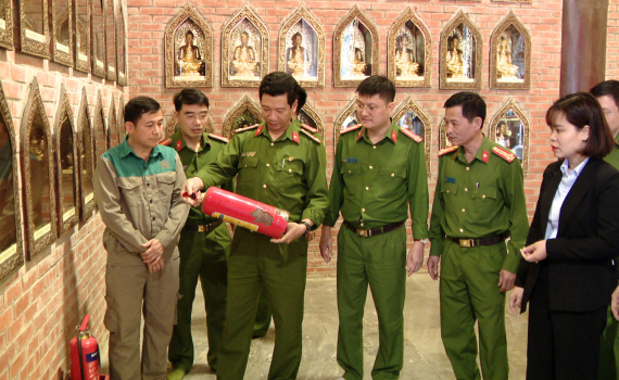 Kiểm tra c&ocirc;ng t&aacute;c ph&ograve;ng ch&aacute;y, chữa ch&aacute;y v&agrave; v&agrave; cứu nạn cứu hộ