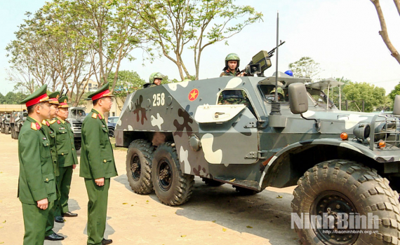 Bộ CHQS tỉnh kiểm tra c&ocirc;ng t&aacute;c sẵn s&agrave;ng chiến đấu bảo vệ bầu cử