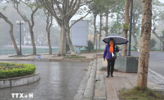 Thời tiết h&ocirc;m nay (13-3): Miền Bắc sương m&ugrave;, trời r&eacute;t