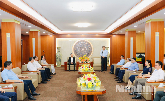 Ban Thường vụ Tỉnh ủy Ninh B&igrave;nh thăm v&agrave; l&agrave;m việc với Ban Thường vụ Tỉnh ủy Ph&uacute; Thọ