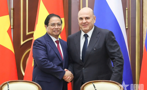 Thủ tướng Phạm Minh Ch&iacute;nh hội đ&agrave;m với Thủ tướng Li&ecirc;n bang Nga Mikhail Mishustin