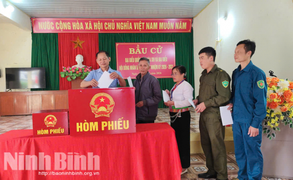 99,5% cử tri Ninh B&igrave;nh đi bầu cử