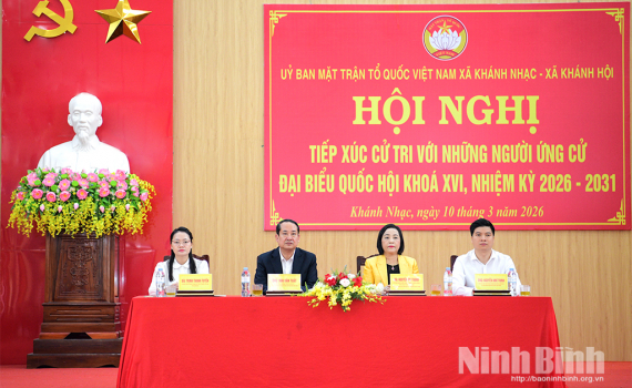 Ph&oacute; Chủ tịch Quốc hội Nguyễn Thị Thanh v&agrave; c&aacute;c ứng cử vi&ecirc;n đại biểu Quốc hội kh&oacute;a XVI tiếp x&uacute;c cử tri c&aacute;c x&atilde; Kh&aacute;nh Nhạc, Kh&aacute;nh Hội