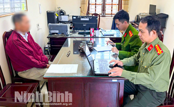 Ninh B&igrave;nh: Ph&aacute;t hiện, x&aacute;c minh, xử l&yacute; trường hợp đăng tải th&ocirc;ng tin sai sự thật tr&ecirc;n mạng x&atilde; hội về Cuộc bầu cử