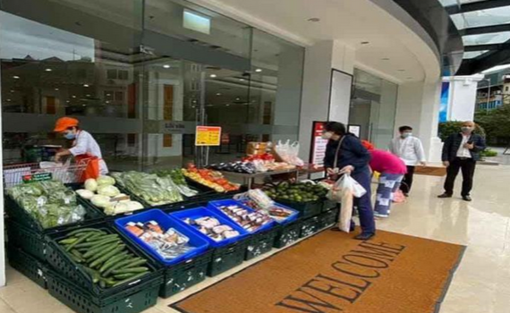 Bộ C&ocirc;ng thương y&ecirc;u cầu mở th&ecirc;m c&aacute;c điểm b&aacute;n h&agrave;ng tạm thời, d&atilde; chiến