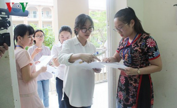 Đề tham khảo thi THPT quốc gia 2020 c&oacute; phần dễ hơn sau tinh giản
