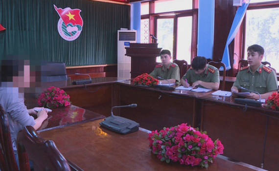 Bị phạt v&igrave; đăng tin nhận l&agrave;m căn cước c&ocirc;ng d&acirc;n số đẹp, gi&aacute; "y&ecirc;u thương"