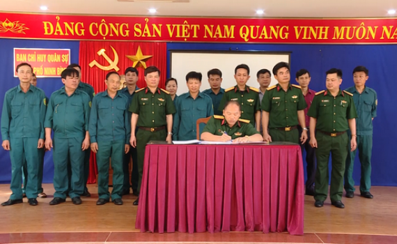 C&aacute;c đơn vị Qu&acirc;n đội ph&aacute;t động đợt thi đua cao điểm 