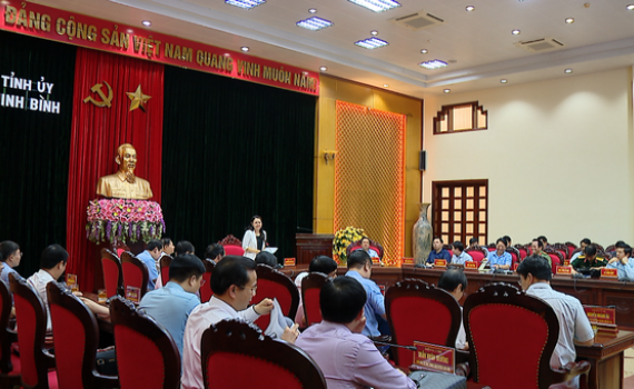 Đảm bảo cuộc bầu cử diễn ra theo đ&uacute;ng quy tr&igrave;nh, luật định
