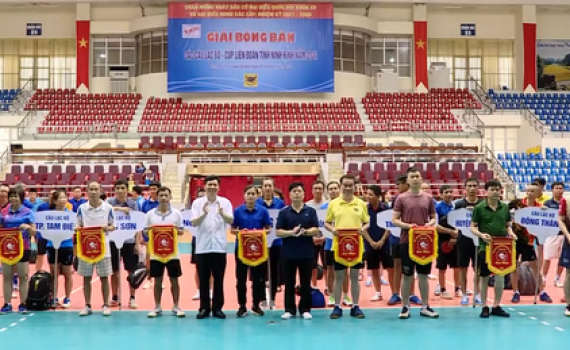 Giải b&oacute;ng b&agrave;n c&aacute;c CLB năm 2021