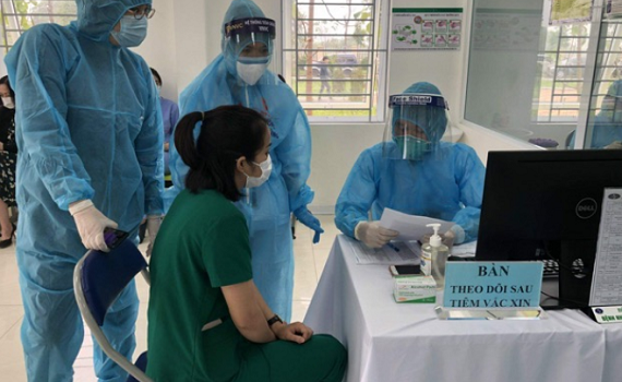 Hỏa tốc lập danh s&aacute;ch ưu ti&ecirc;n ti&ecirc;m vaccine COVID-19