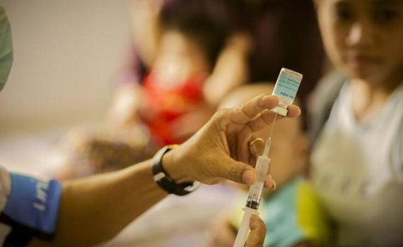 Hơn 1 năm chế ra vaccine chống Covid-19 l&agrave; nỗ lực chưa từng c&oacute;