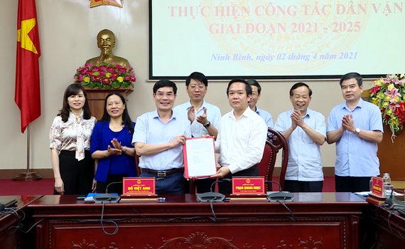 K&yacute; kết chương tr&igrave;nh phối hợp thực hiện c&ocirc;ng t&aacute;c d&acirc;n vận, giai đoạn 2021 - 2025