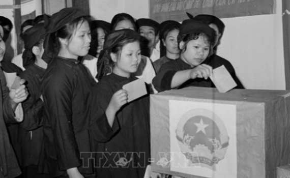 Kỷ niệm 45 năm ng&agrave;y Tổng tuyển cử bầu ra Quốc hội Việt Nam thống nhất (25.4.1976 - 25.4.2021) Nh&acirc;n d&acirc;n ta &ldquo;đặt nhiều hy vọng v&agrave;o Quốc hội&rdquo; 