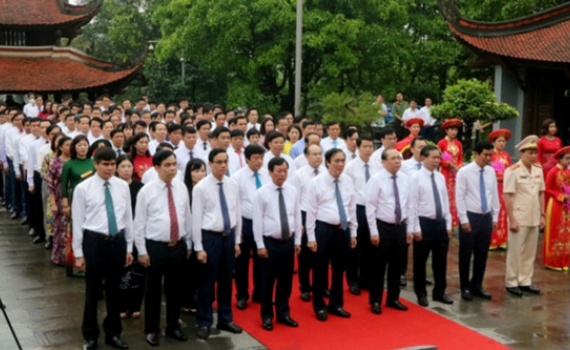 ​Lễ giỗ Đức Quốc Tổ Lạc Long Qu&acirc;n v&agrave; d&acirc;ng hương Tổ Mẫu &Acirc;u Cơ