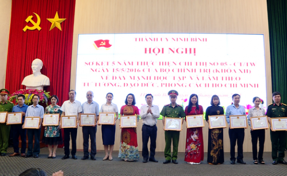 Th&agrave;nh ủy Ninh B&igrave;nh sơ kết 5 năm thực hiện Chỉ thị 05 của Bộ Ch&iacute;nh trị