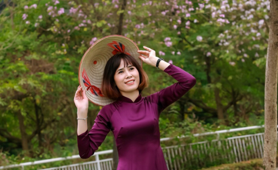 Th&iacute; sinh Nguyễn Thị Hương - SBD 01