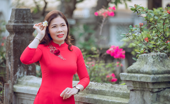 Th&iacute; sinh Trần Thị Thu Huyền - SBD 06