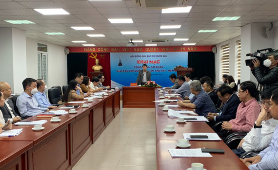 Bắt đầu chấm sơ khảo Giải B&aacute;o ch&iacute; Quốc gia lần thứ XVI