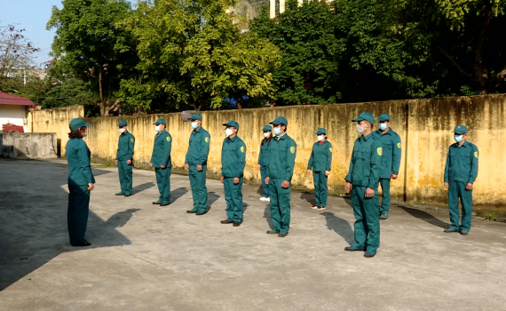 Ban CHQS th&agrave;nh phố Ninh B&igrave;nh khai mạc huấn luyện d&acirc;n qu&acirc;n tự vệ năm 2022