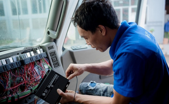 Ho&agrave;n thiện hệ thống cơ sở dữ liệu thiết bị gi&aacute;m s&aacute;t h&agrave;nh tr&igrave;nh