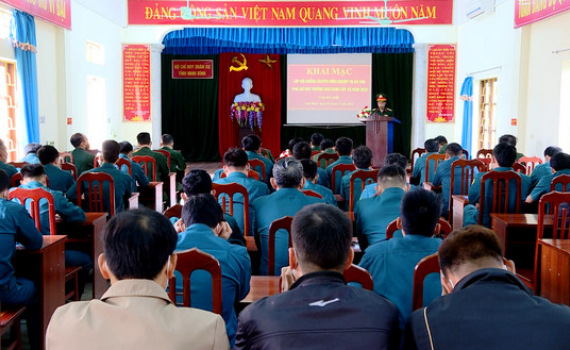 Bộ CHQS tỉnh bồi dưỡng chuy&ecirc;n m&ocirc;n nghiệp vụ qu&acirc;n sự
