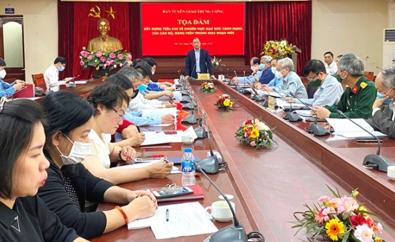 X&acirc;y dựng ti&ecirc;u ch&iacute; chuẩn mực đạo đức c&aacute;ch mạng của c&aacute;n bộ, đảng vi&ecirc;n trong giai đoạn mới