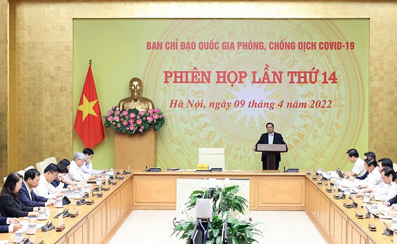 Thủ tướng Phạm Minh Ch&iacute;nh chủ tr&igrave; họp trực tuyến to&agrave;n quốc về ph&ograve;ng, chống dịch Covid-19