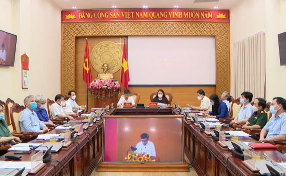 Triển khai c&ocirc;ng t&aacute;c kiểm tra, gi&aacute;m s&aacute;t v&agrave; thi h&agrave;nh kỷ luật của Đảng qu&yacute; II