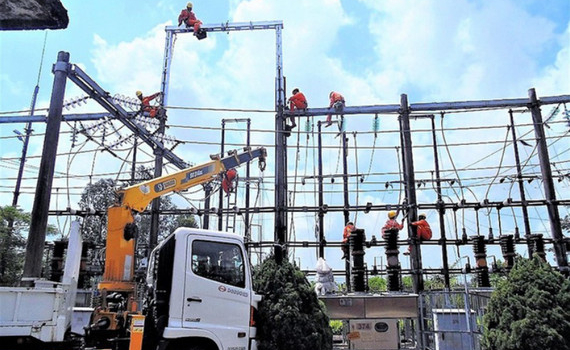 Nhu cầu sử dụng tăng cao, EVNNPC dồn lực bảo đảm cung ứng điện