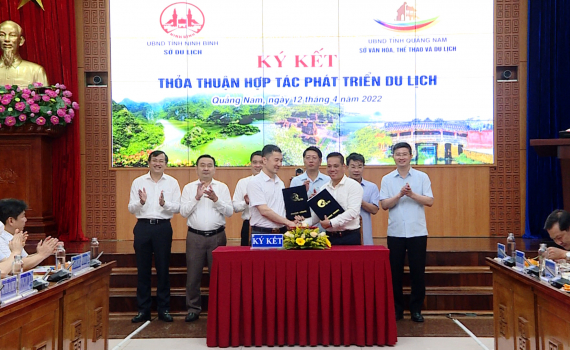 Đo&agrave;n c&ocirc;ng t&aacute;c tỉnh Ninh B&igrave;nh khảo s&aacute;t, hợp t&aacute;c ph&aacute;t triển du lịch tại Quảng Nam
