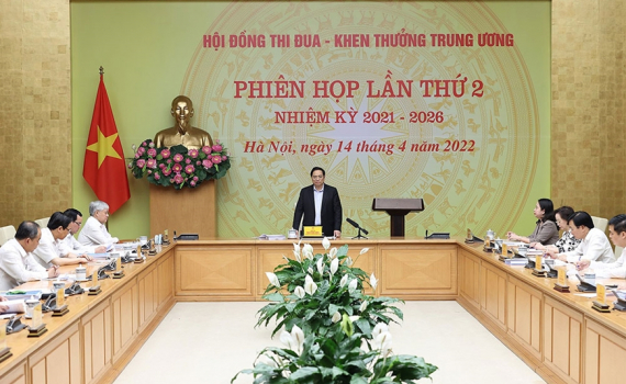 Thủ tướng Phạm Minh Ch&iacute;nh: Thi đua, khen thưởng phải thực sự thiết thực, hiệu quả