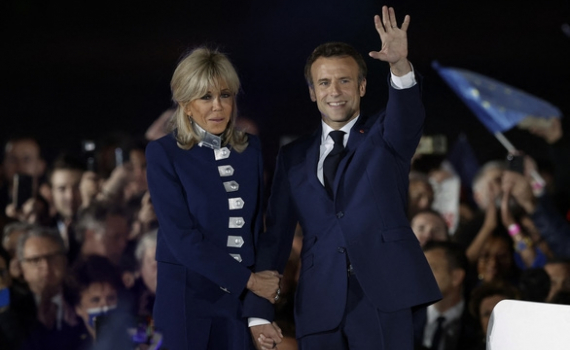 Nước Ph&aacute;p v&agrave; thế giới ch&agrave;o đ&oacute;n Tổng thống Emmanuel Macron t&aacute;i đắc cử