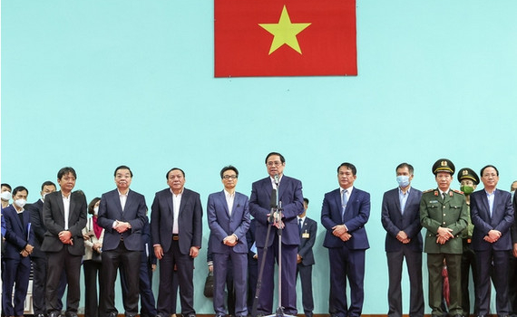 Thủ tướng động vi&ecirc;n Đo&agrave;n Thể thao Việt Nam, kiểm tra c&ocirc;ng t&aacute;c chuẩn bị SEA Games 31