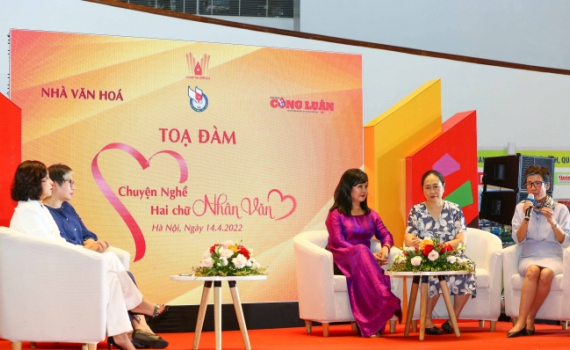B&aacute;o ch&iacute; cần tạo cầu nối v&agrave; nh&acirc;n l&ecirc;n ngọn lửa của l&ograve;ng nh&acirc;n &aacute;i