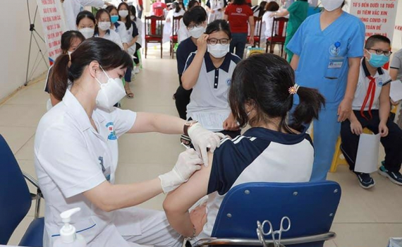 Tỉ lệ ti&ecirc;m chủng cho trẻ em Việt Nam giảm mạnh trong đại dịch Covid-19
