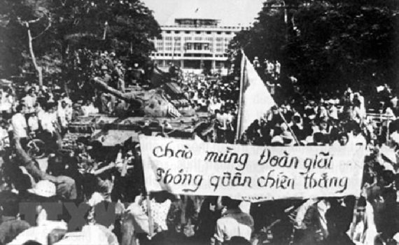 Kỷ niệm 48 năm Ng&agrave;y giải ph&oacute;ng miền Nam, thống nhất đất nước (30-4-1975 / 30-4-2023): H&agrave;nh tr&igrave;nh đi tới đại thắng m&ugrave;a Xu&acirc;n 1975