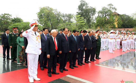 L&atilde;nh đạo Đảng, Nh&agrave; nước v&agrave;o Lăng viếng Chủ tịch Hồ Ch&iacute; Minh
