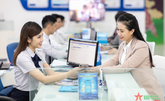 H&ocirc;m nay (15-4), kh&oacute;a hai chiều đối với thu&ecirc; bao chưa chuẩn h&oacute;a th&ocirc;ng tin