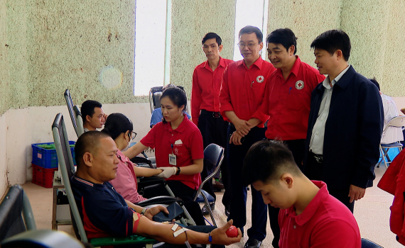 Ng&agrave;y hội hiến m&aacute;u t&igrave;nh nguyện huyện Kim Sơn