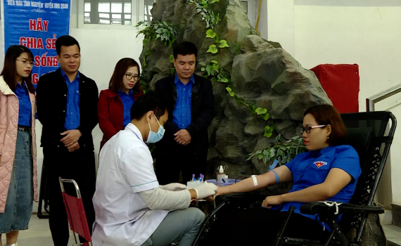 Ninh B&igrave;nh lan toả phong tr&agrave;o hiến m&aacute;u t&igrave;nh nguyện 